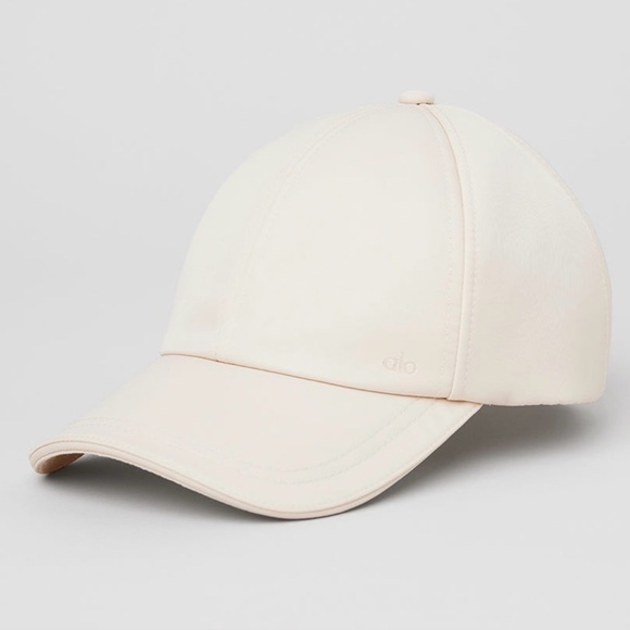 ALO Yoga Accessories - ALO Yoga Satin Off-Duty Cap Creme